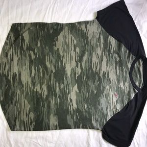 Every lovable Hollister camo t shirt
